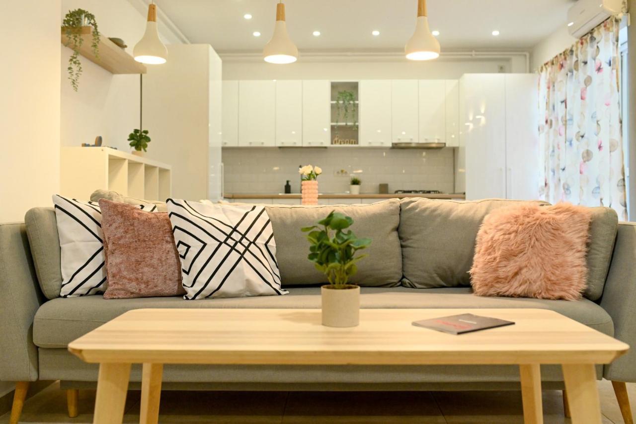 Splendid 2Br Apartment With Breathtaking Views Of Casa Poporului Βουκουρέστι Εξωτερικό φωτογραφία